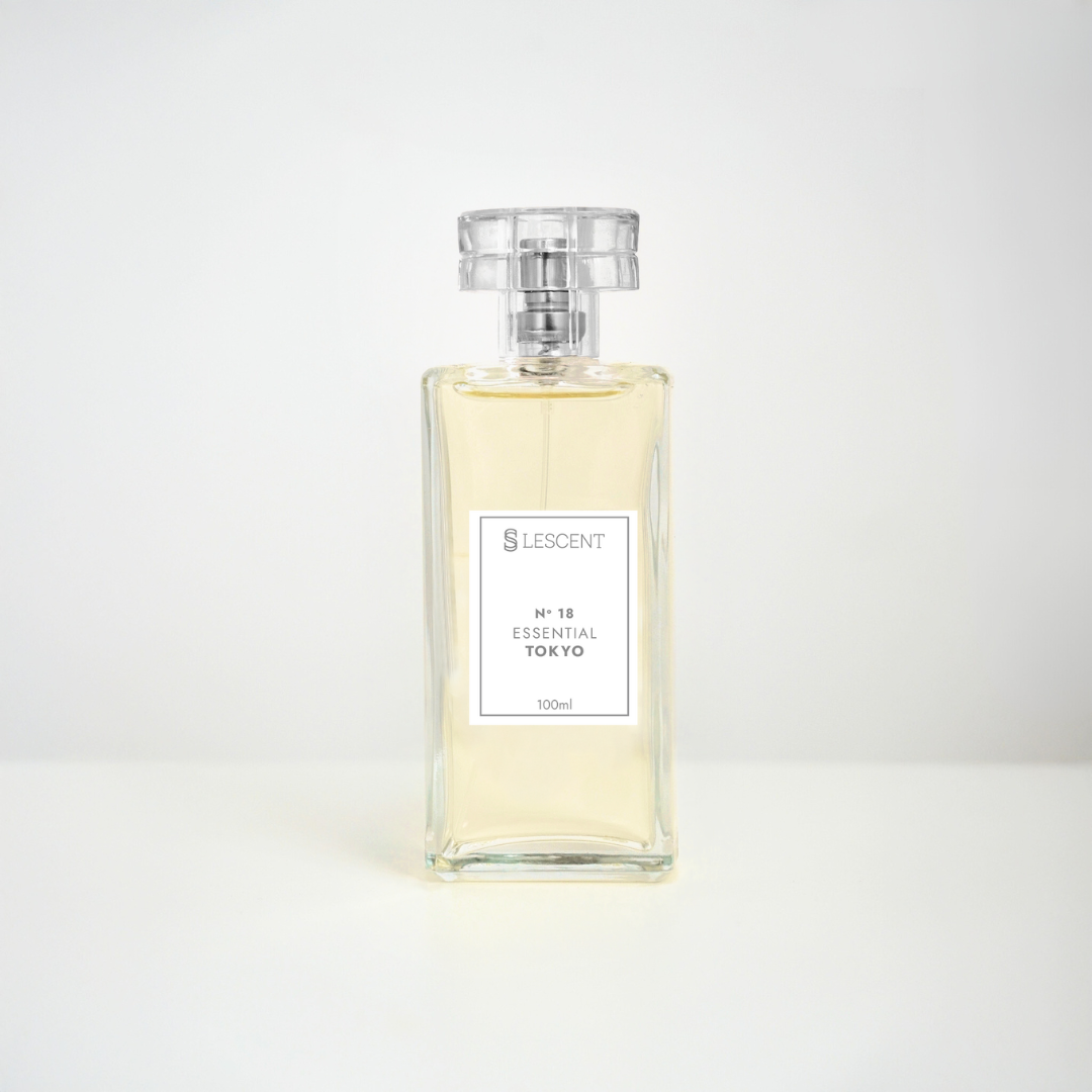 Nº 18 • Essential Tokyo